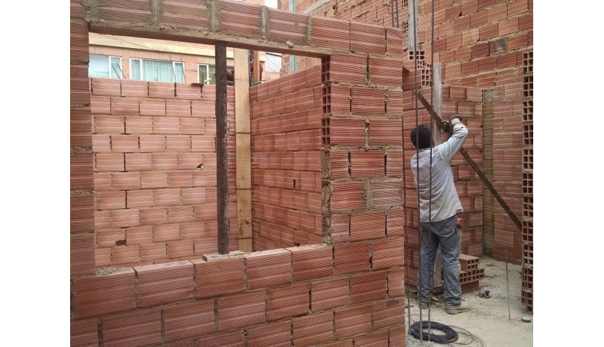Maestros de la construcción - Foto: hoyconstruccion.com